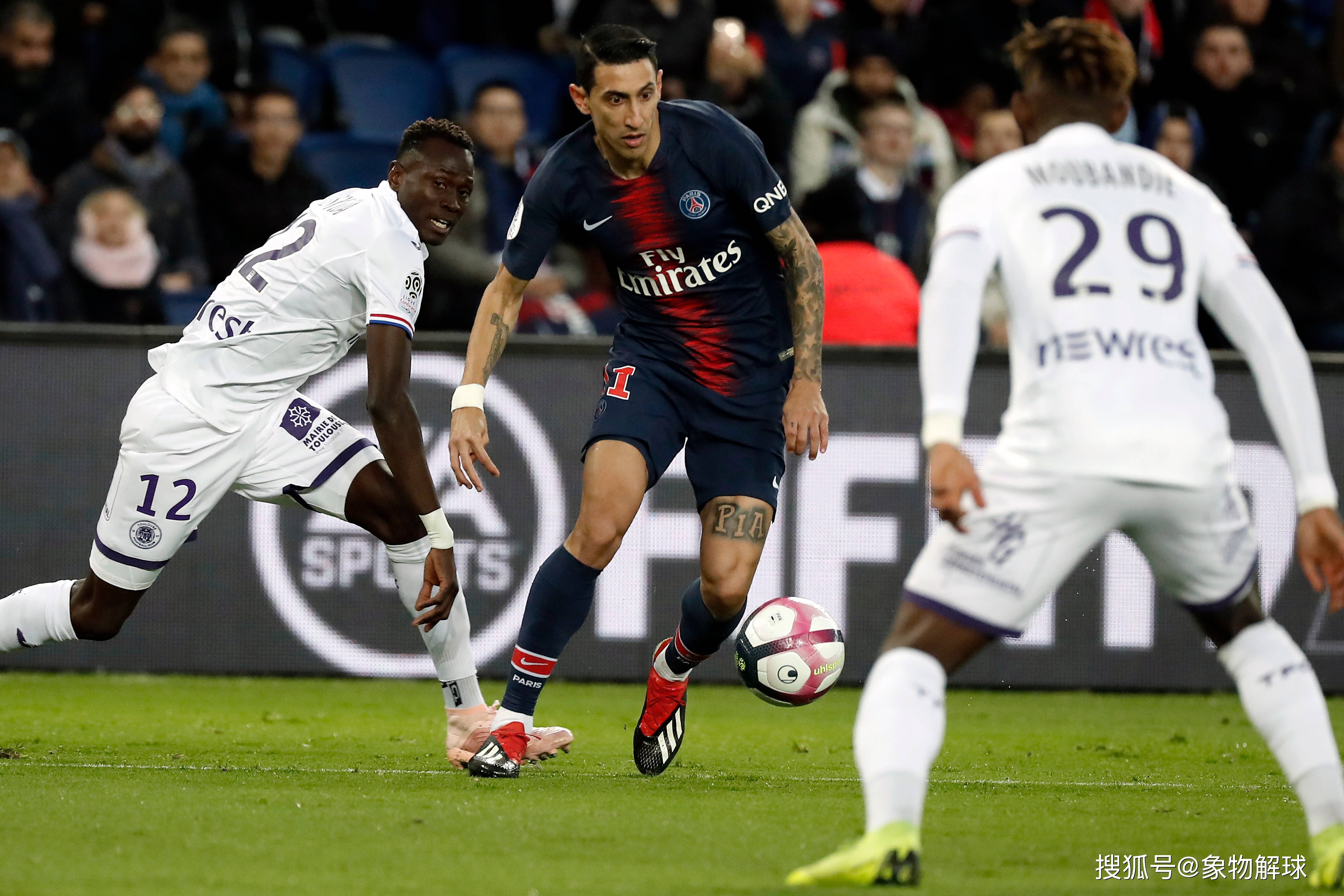 NG28包含赛前体能课后；切尔西门线救险备战法国杯；底气十足；控场能力受关注的词条